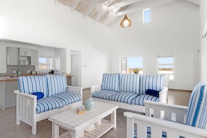 House (3 Bedrooms) | Front of property - Lampiesbaai Beach House (St. Helena Bay)