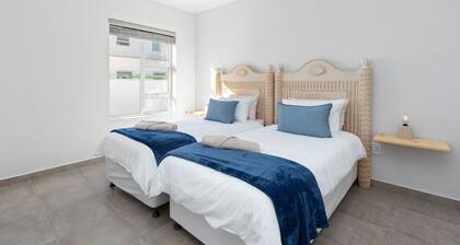 Lampiesbaai Beach House