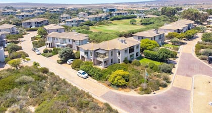 Par Excellence Villa