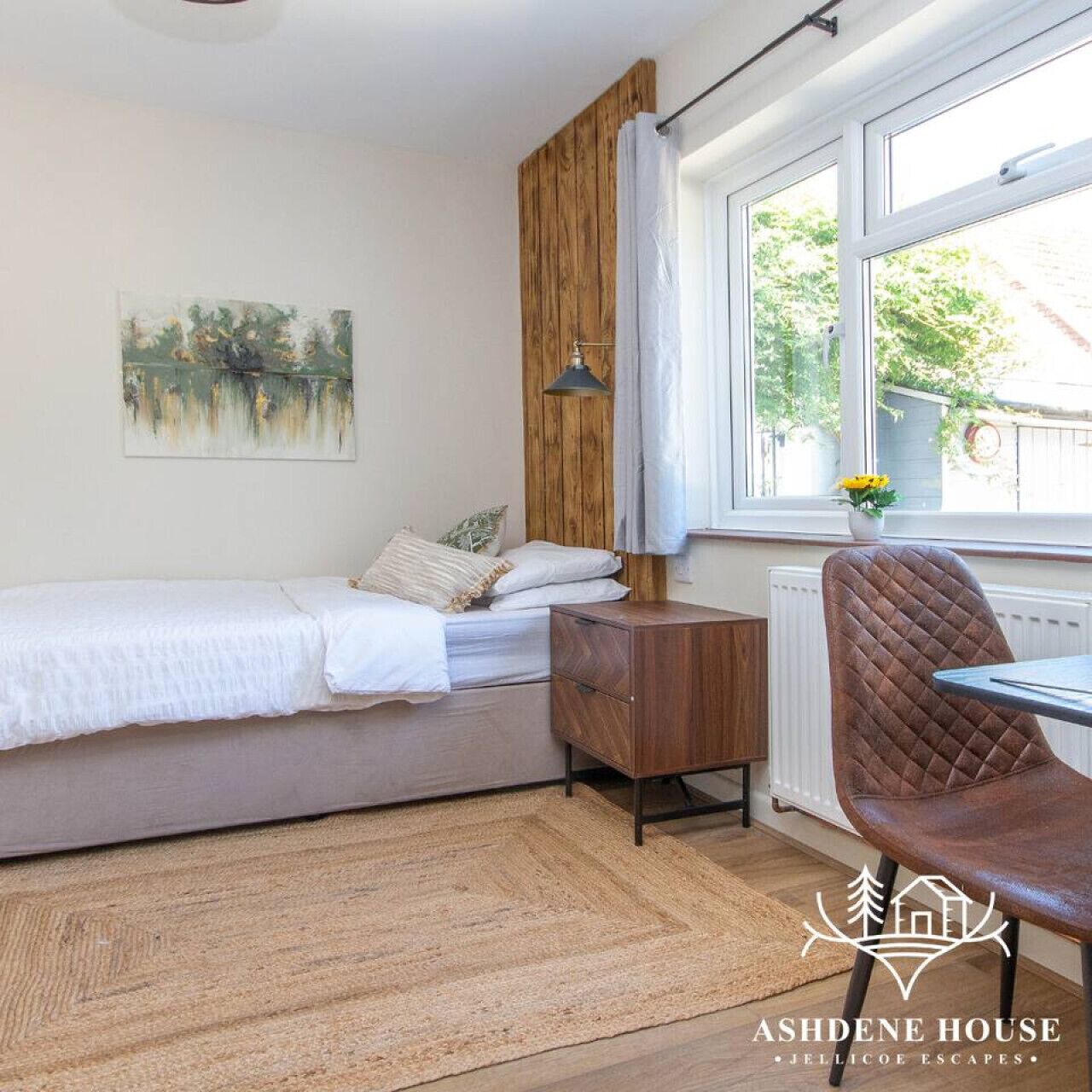 1 chambre, bureau, Wi-Fi, draps fournis