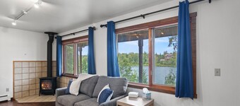 Kenai Riverside Escape
