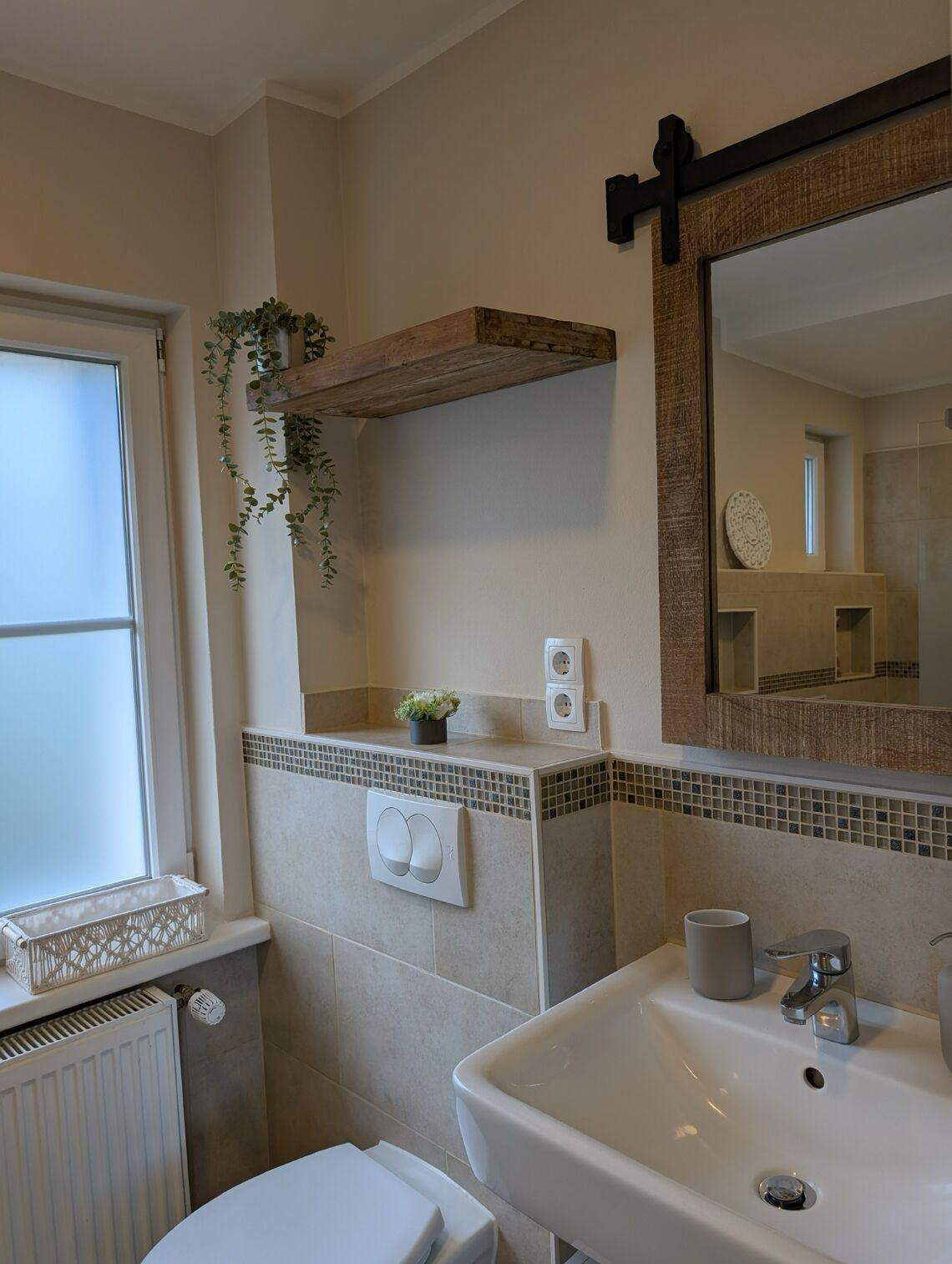 Douche, serviettes fournies, savon