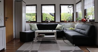 Apartment 'Bianca' mit Seeblick, privater Terrasse und WLAN