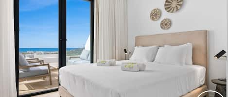 2 bedrooms, in-room safe, iron/ironing board, free WiFi