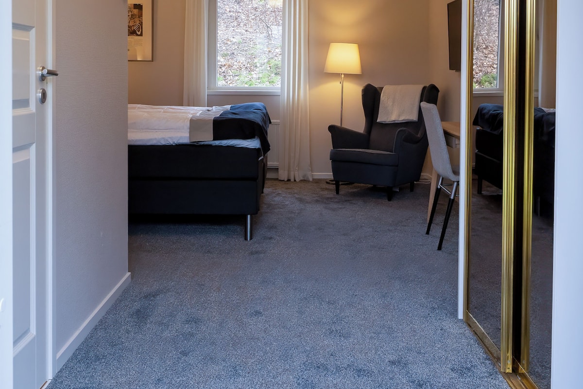 Bureau, Wi-Fi gratuit, accès pour personnes à mobilité réduite