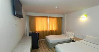 INTERTOWER HOTEL