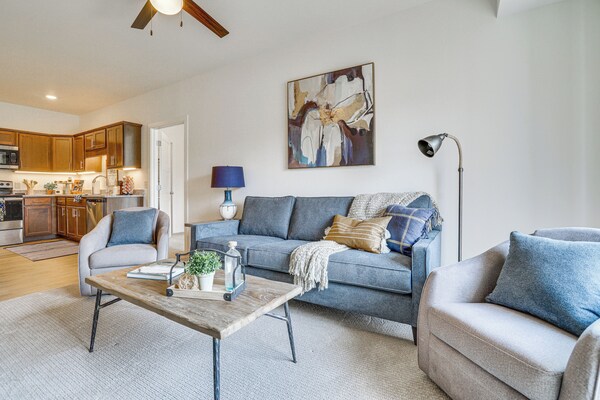4 Mi To National Sports Center: Apt In Blaine - Blaine, MN