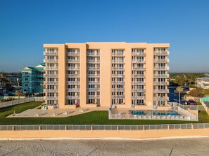 Exterior - ☀️ Steps to Beach - Oceania Plaza 808 ☀️ (New Smyrna Beach)