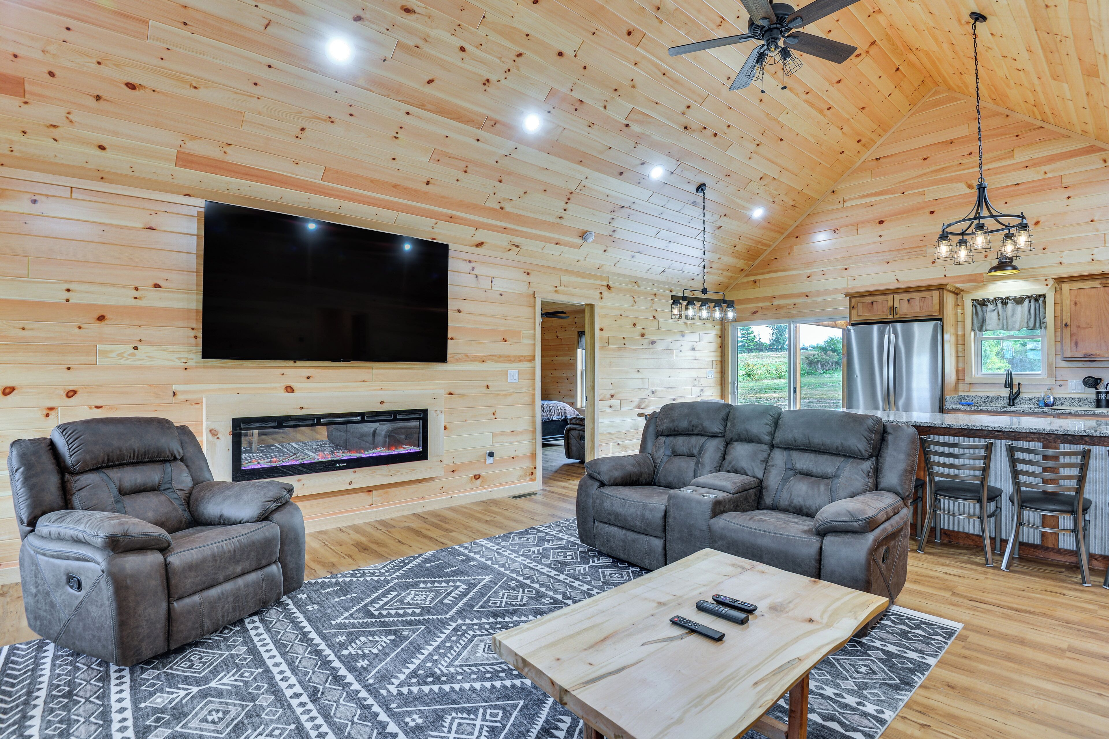 Rumah (4 Bedrooms) | Interior