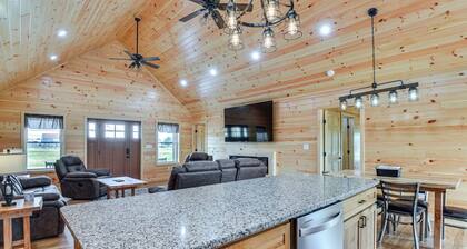 3 Mi to St Lawrence River: Spacious Ranch Home