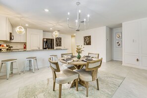 House (3 Bedrooms) | Interior - ~ 10 Mi to Dallas Hospitals: Stylish Home w/ Yard! (Dallas)