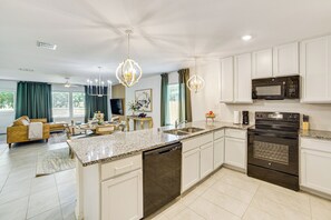 House (3 Bedrooms) | Interior - ~ 10 Mi to Dallas Hospitals: Stylish Home w/ Yard! (Dallas)