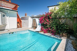 Outdoor pool - Fun 3BR w/ Pool & Slide – Pet Friendly in San Jose (San Jose)