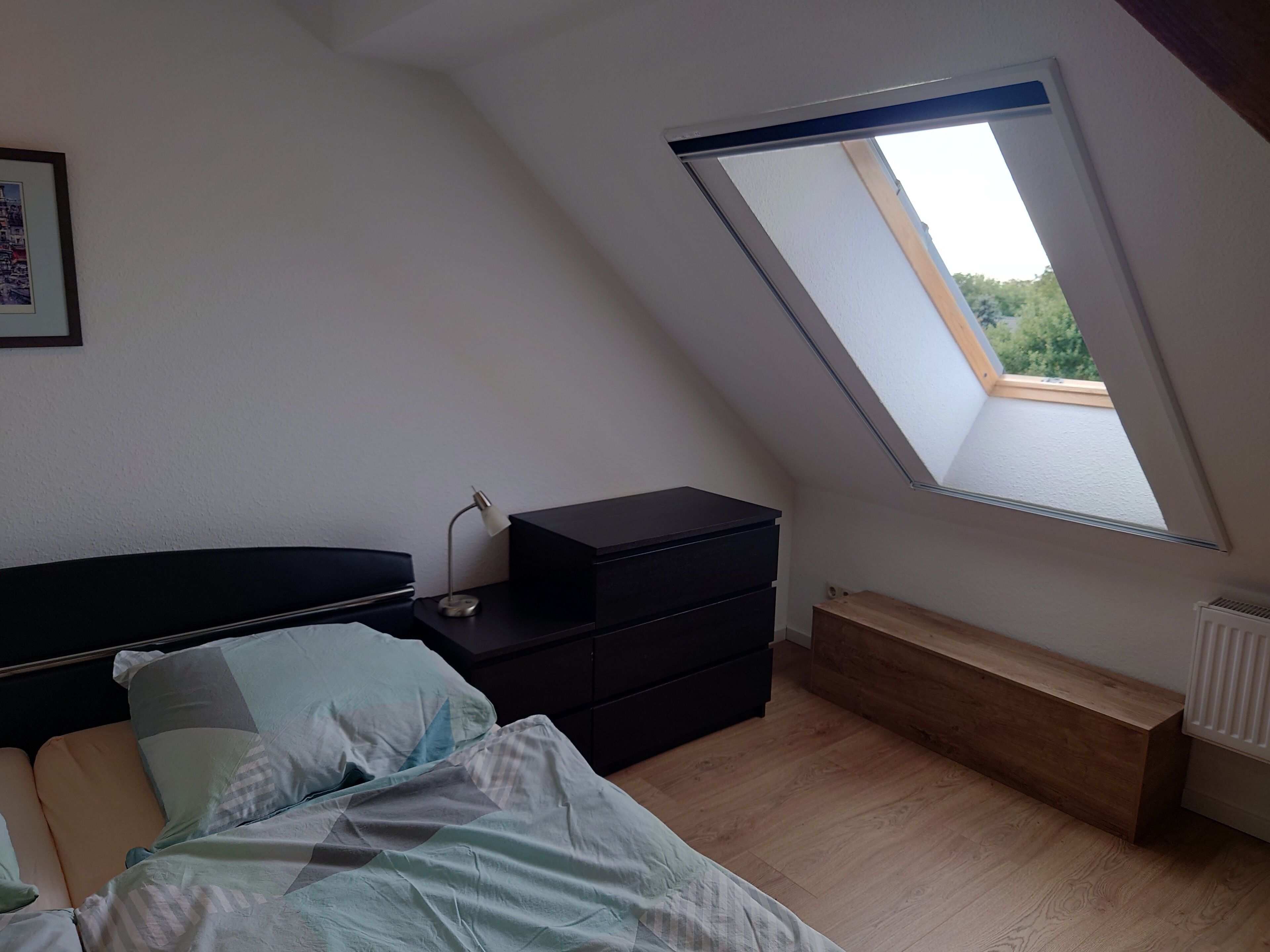 1 bedroom, desk, WiFi, bed sheets