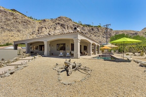 Interior - Renovated Cholla House 4 Mi to Dtwn Palm Springs (Palm Springs)