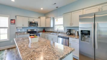 House (2 Bedrooms) | Front of property