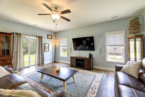 House (2 Bedrooms) | Interior