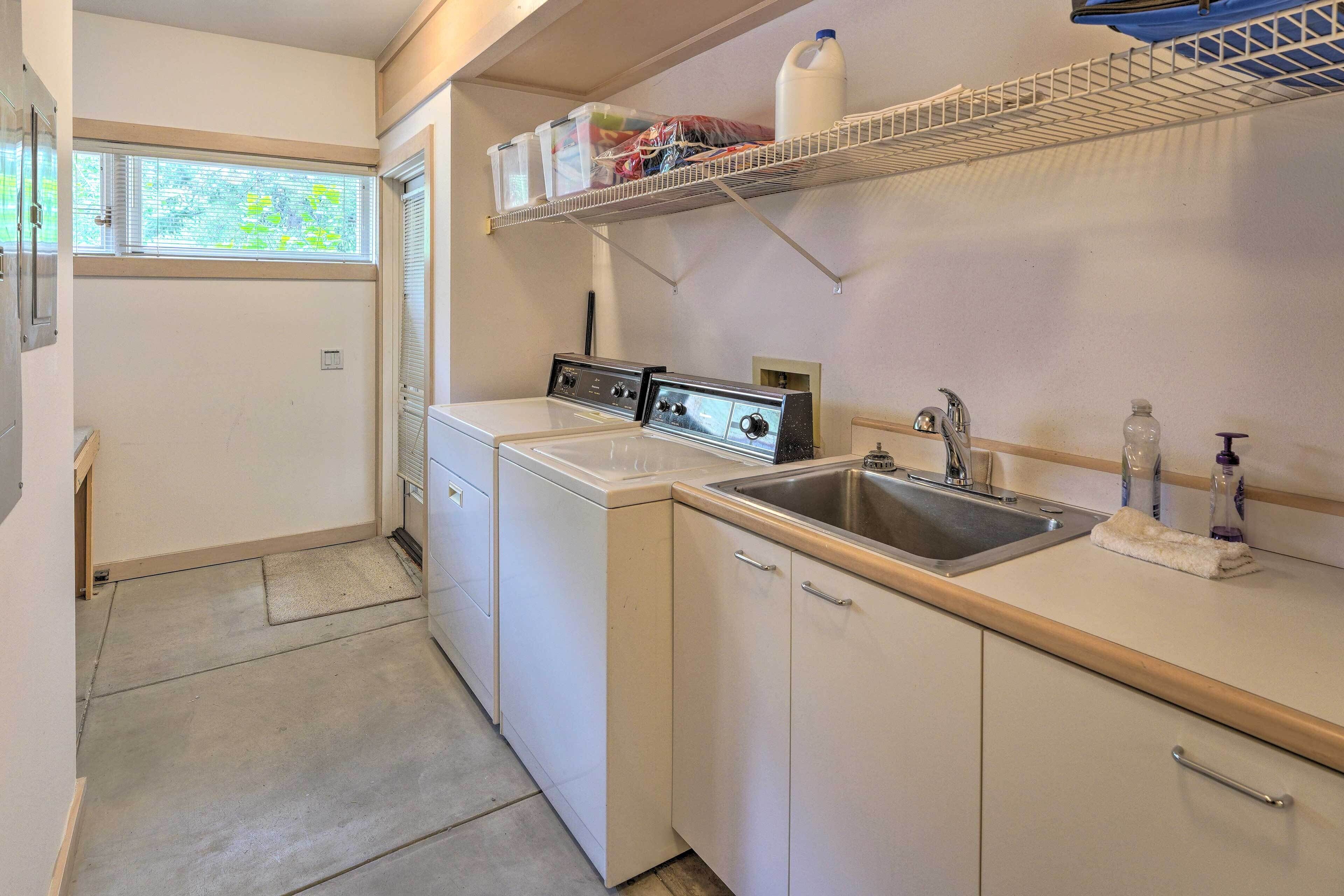 House (5 Bedrooms) | Interior