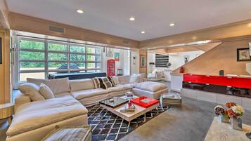 Rumah (5 Bedrooms) | Interior