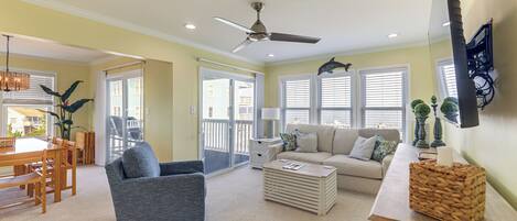 Apartment (3 Bedrooms) | Front of property