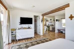 House (1 Bedroom) | Interior
