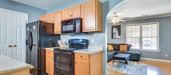 < 4 Mi to Dtwn Greensboro: Renovated Home w/ Yard!