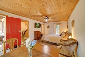 Interior - 10 Mi to Twin Pine Casino: Peaceful Cabin Getaway (Cobb)