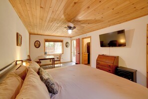 Interior - 10 Mi to Twin Pine Casino: Peaceful Cabin Getaway (Cobb)