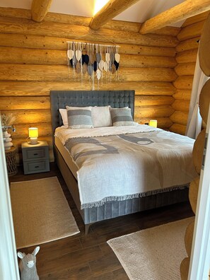 Deluxe Chalet, Hill View | Free WiFi