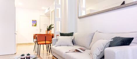 公寓 (1 Bedroom) | 客厅 | 电视