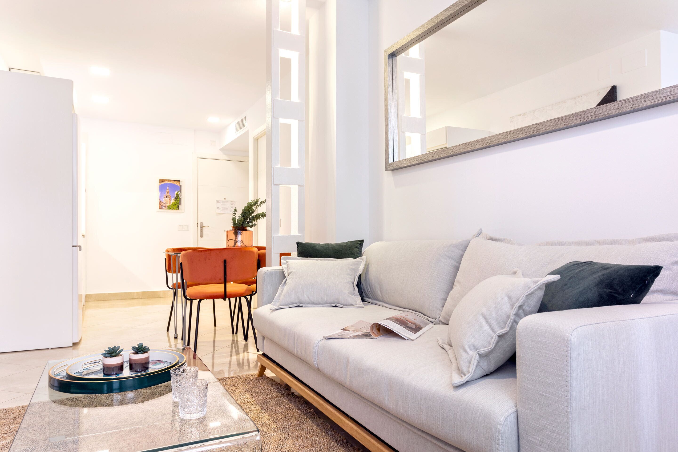 Apartment (1 Bedroom) | Living room | TV