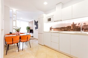 Apartment (1 Bedroom) | Private kitchen