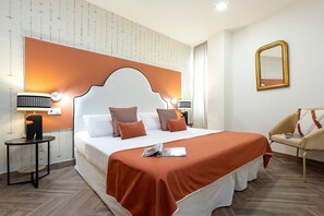 Apartment (1 Bedroom) | 1 bedroom, iron/ironing board, free WiFi, bed sheets