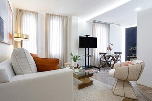 Apartment (1 Bedroom) | Living area