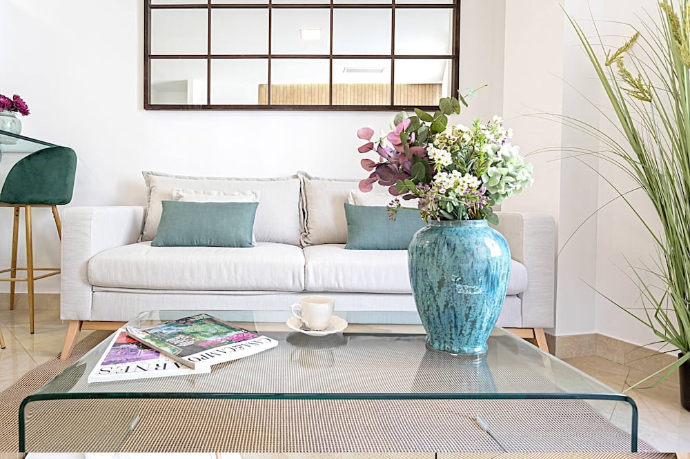 Magnificent Apartment With Perfect Location. Murillo III