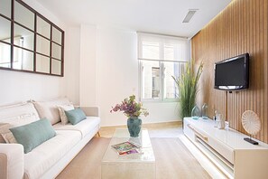 公寓 (1 Bedroom) | 客厅 | 电视