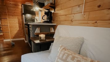 1 habitación, wifi y ropa de cama