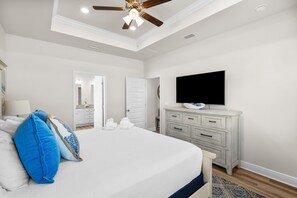 4 bedrooms, iron/ironing board, free WiFi, bed sheets