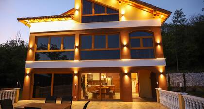 Luxury Villa Beelvita in Bielovce