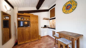 Classic Studio | Private kitchenette