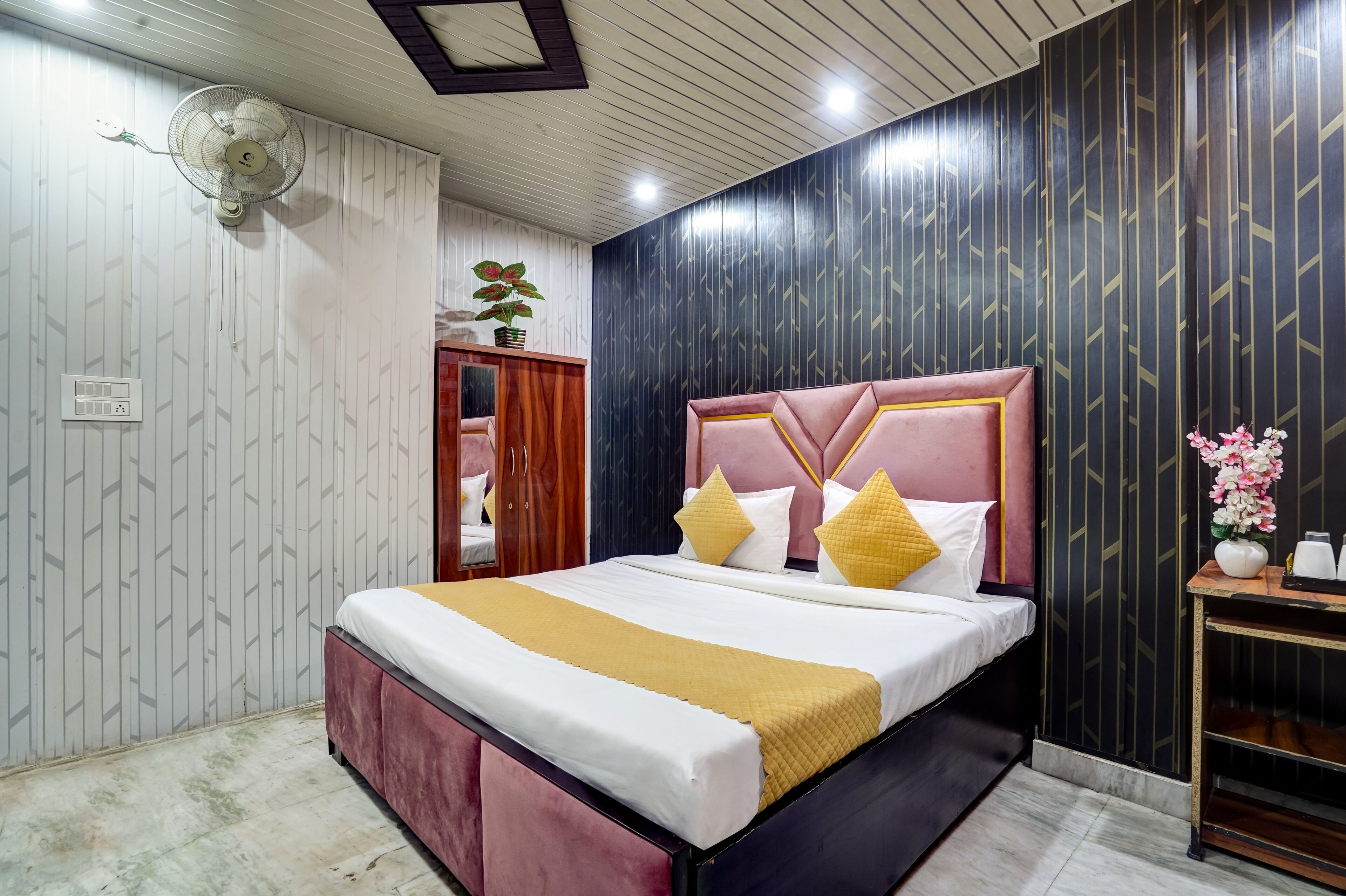 双人房或双床房 | 免费 WiFi