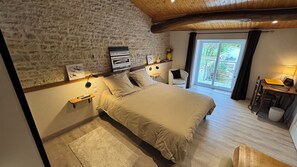 2 Schlafzimmer, Reisekinderbett, WLAN, Bettwäsche