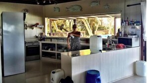Private kitchen - Cloud 9 cottage, No 9 Mar Azul. A best kept secret (Matutuine)