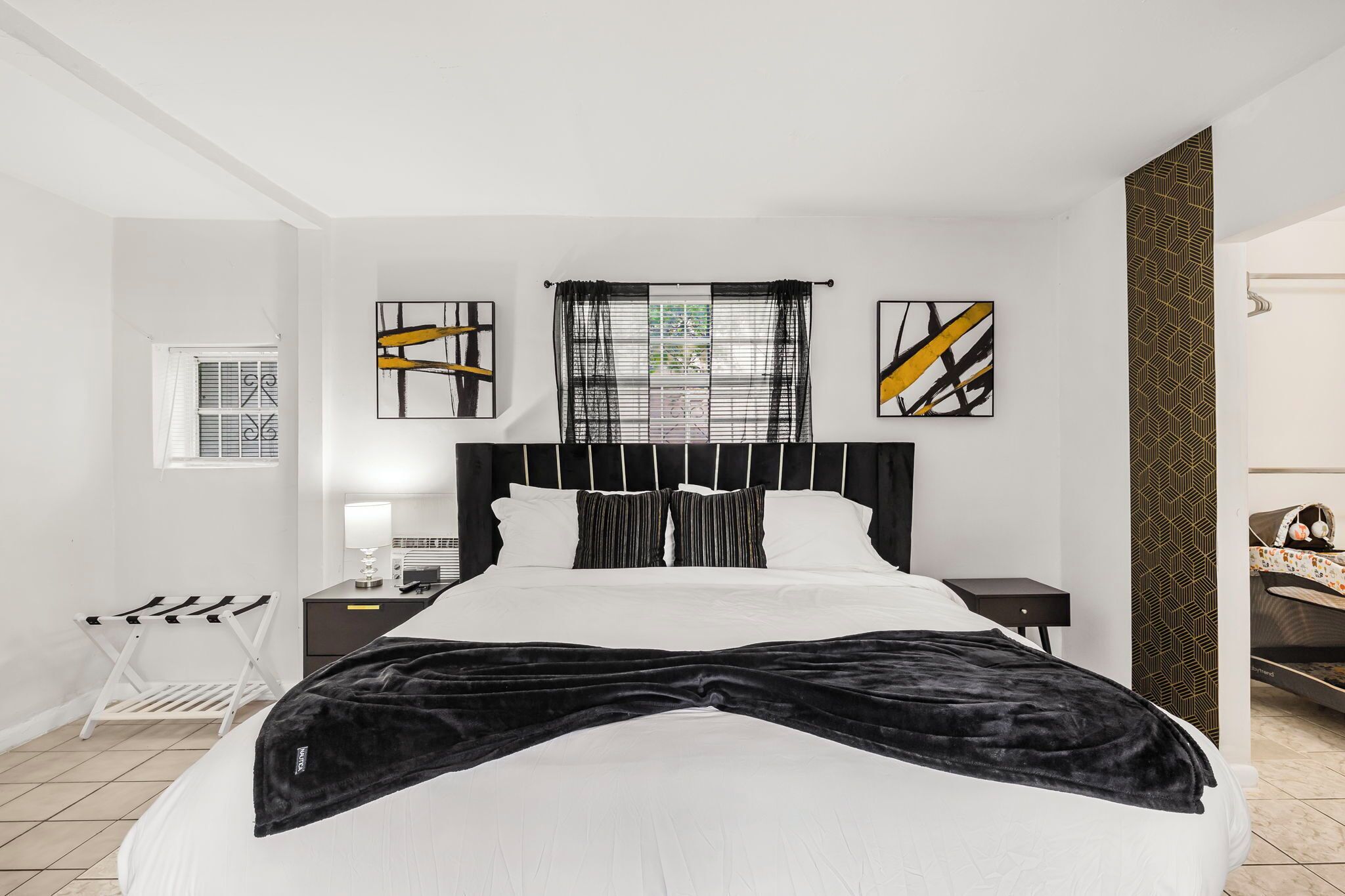 4 Schlafzimmer, Bügeleisen/Bügelbrett, WLAN, Bettwäsche