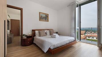 1 chambre, fer et planche à repasser, draps fournis