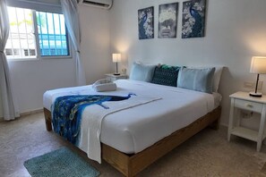 1 bedroom, desk, iron/ironing board, WiFi