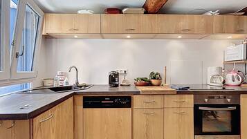 Fridge, microwave, oven, dishwasher