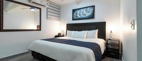 1 slaapkamer, een strijkplank/strijkijzer, internet, beddengoed