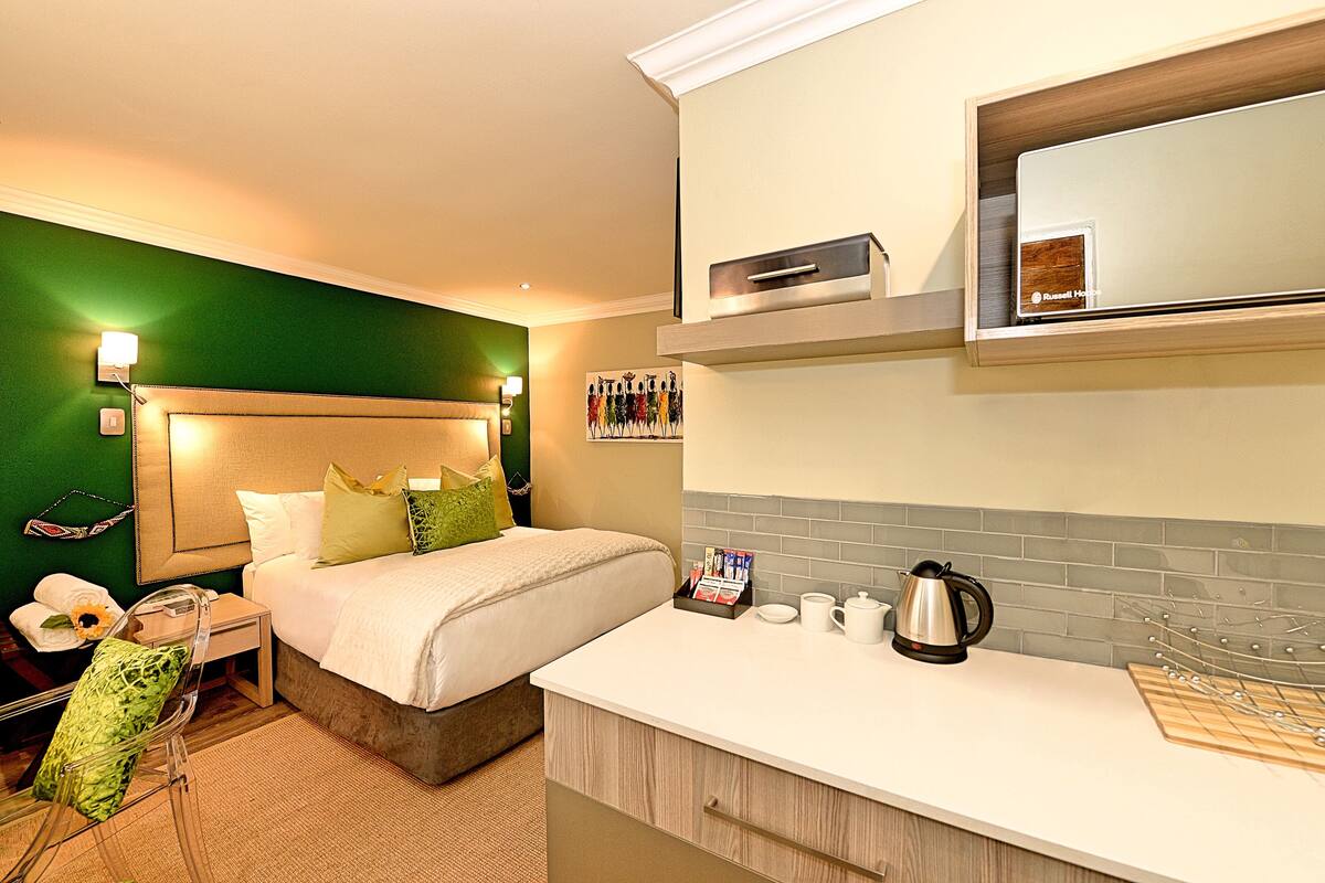 In-room safe, blackout drapes, iron/ironing board, free WiFi