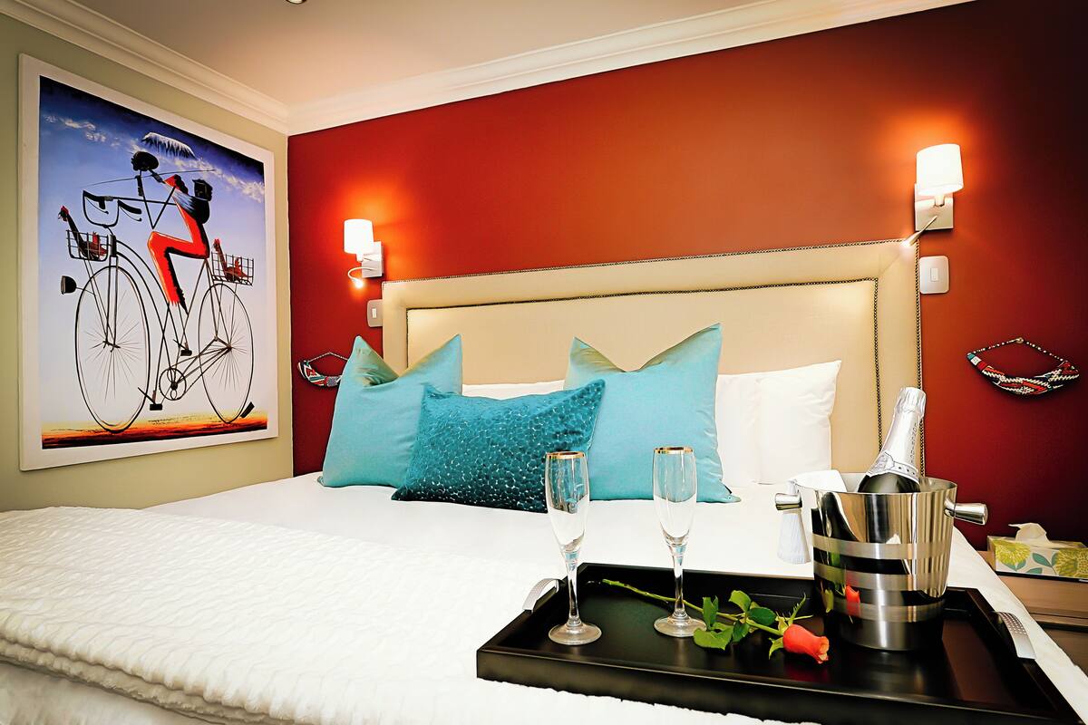 In-room safe, blackout drapes, iron/ironing board, free WiFi